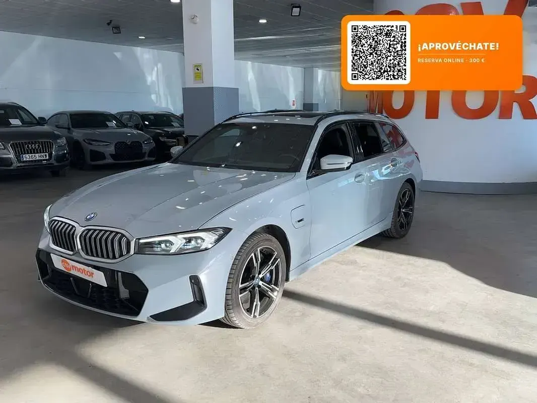 Usado BMW 330 Comfort Edition 292 CV (214 kW) 2022 Familiar
