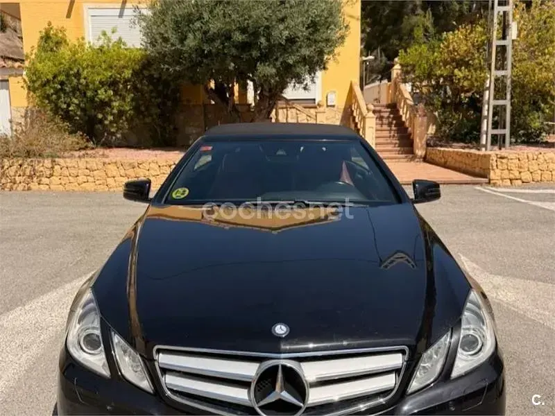 Usado Mercedes E250 Elegance 204 CV (150 kW) 2013 Negro Descapotable