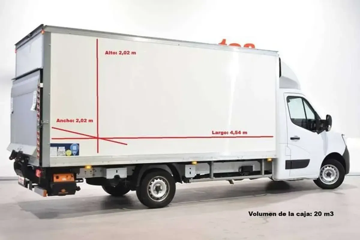 Usado Renault Master 145 CV (106 kW) 2022 Blanco Monovolumen