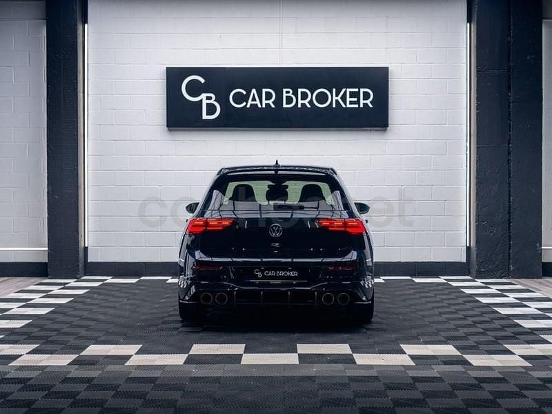 Usado VW Golf VIII R 320 CV (235 kW) 2021 Negro Berlina