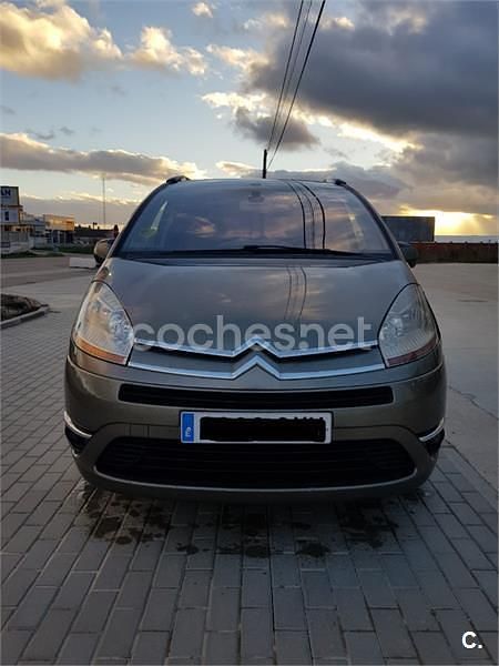 Usado Citroën Grand C4 Picasso Tonic 109 CV (80 kW) 2010 Beige Monovolumen