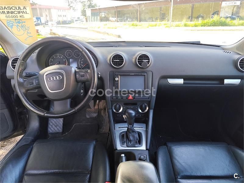 Usado Audi A3 Ambition 250 CV (183 kW) 2006 Negro Utilitario