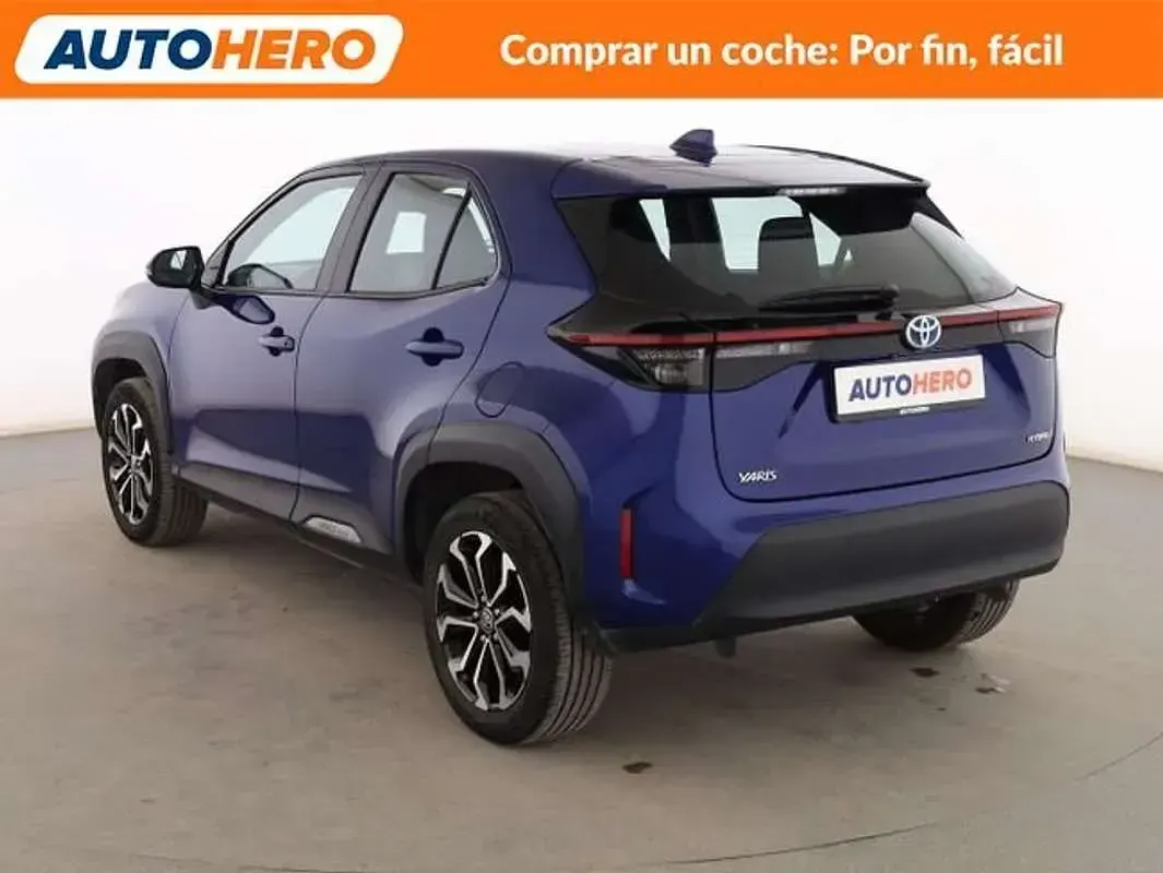 Usado Toyota Yaris Cross Active 116 CV (85 kW) 2022 Azul SUV