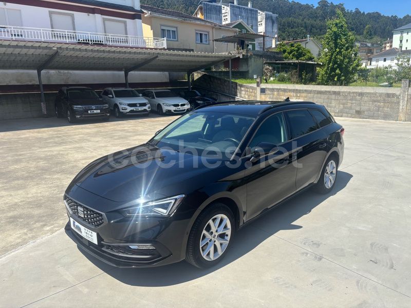 Negro Usado 2022 Seat Leon Style Familiar | 17.900 € (Precio justo) - Imagen 1/4