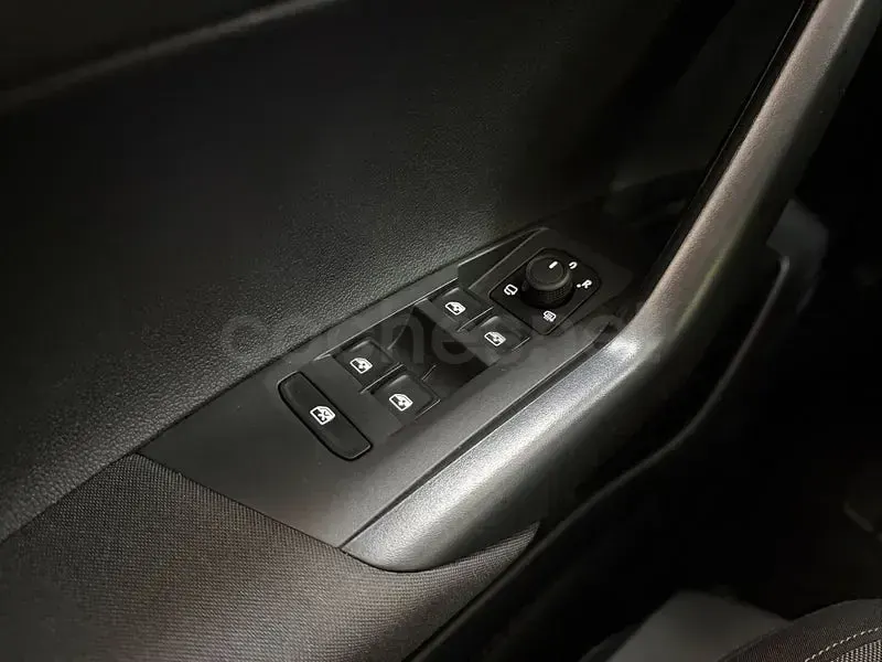Usado VW Polo Life 95 CV (69 kW) 2023 Blanco Utilitario