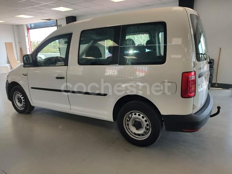 Usado VW Caddy Edition 102 CV (75 kW) 2019 Blanco Monovolumen