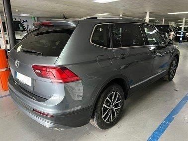 Usado VW Tiguan Allspace 150 CV (110 kW) 2021 Gris SUV