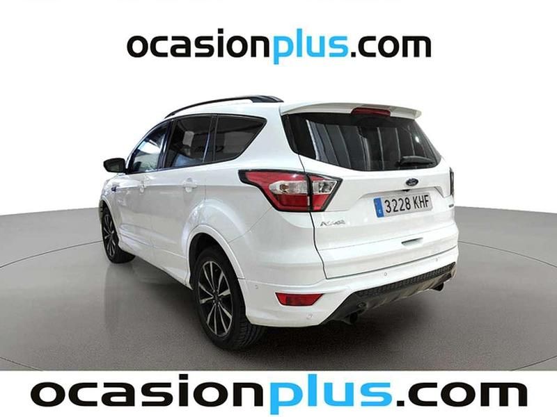 Usado Ford Kuga ST-Line 150 CV (110 kW) 2018 Blanco SUV