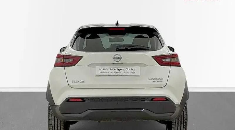 Usado Nissan Juke 143 CV (105 kW) 2023 Lunar white midnight black SUV
