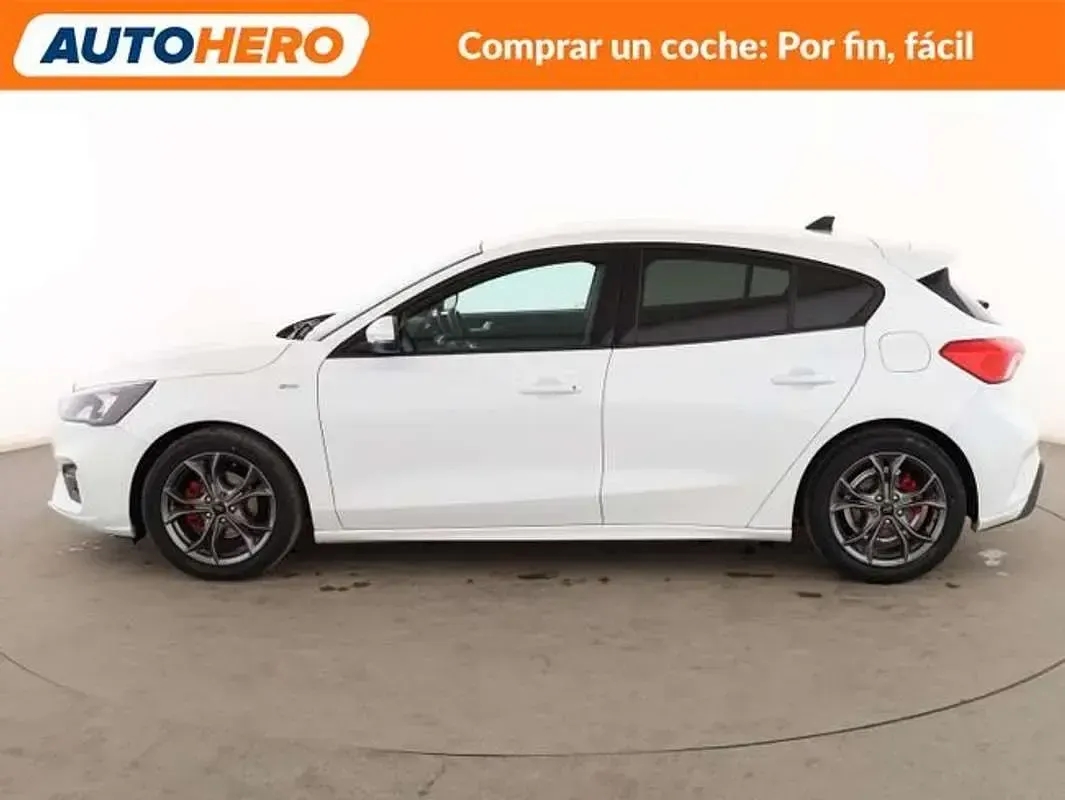 Usado Ford Focus ST-Line 125 CV (91 kW) 2022 Blanco Berlina