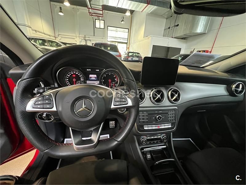 Usado Mercedes CLA220 190 CV (139 kW) 2018 Rojo Berlina