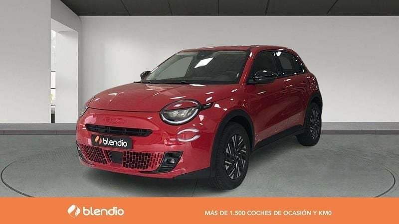 Rojo Nuevo 2025 Fiat 600 Red SUV | 27.790 € (Precio justo) - Imagen 1/4