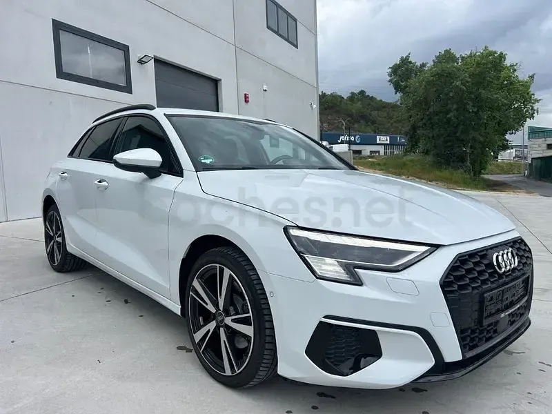 Usado Audi A3 S-Line 204 CV (150 kW) 2022 Blanco Berlina