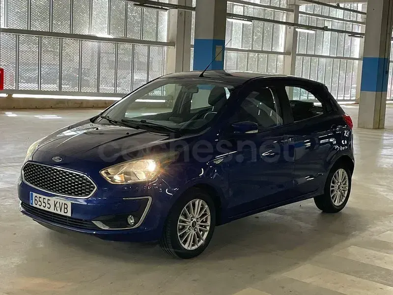 Usado Ford Ka Plus Ultimate 95 CV (69 kW) 2019 Azul Utilitario