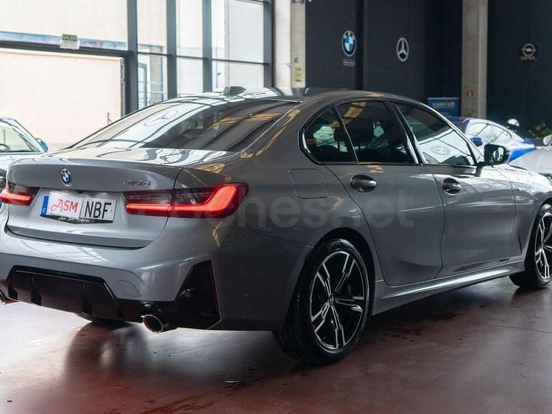 Usado BMW 318 Comfort Edition 150 CV (110 kW) 2025 Gris / plata Berlina