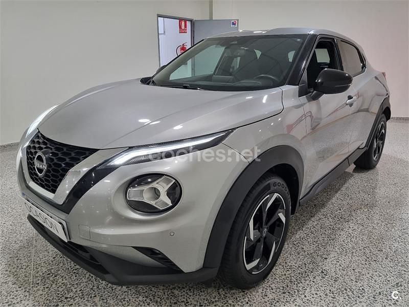 Usado Nissan Juke N-Connecta 114 CV (83 kW) 2023 Gris / plata SUV