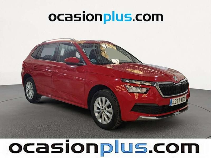 Usado Skoda Kamiq Ambition 110 CV (80 kW) 2022 Rojo SUV
