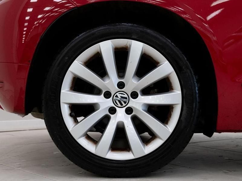 Usado VW Scirocco 122 CV (89 kW) 2010 Rojo Coupe