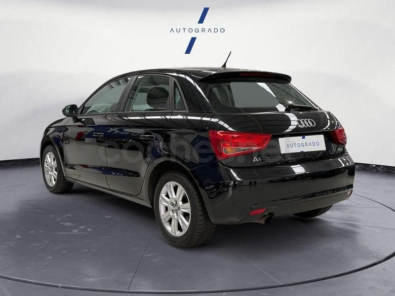 Usado Audi A1 Attraction 86 CV (63 kW) 2014 Negro Utilitario