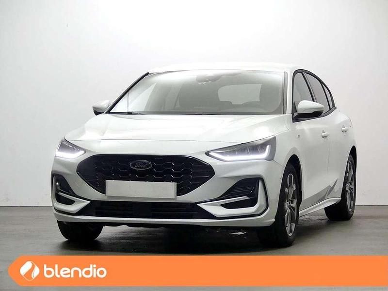 Blanco Usado 2022 Ford Focus ST-Line Utilitario | 19.900 € (Caro) - Imagen 1/4