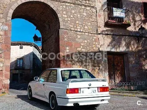 Usado BMW M3 285 CV (209 kW) 1992 Blanco Coupe