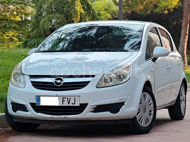 Blanco Usado 2007 Opel Corsa Cosmo Berlina | 2799 € (Buen precio) - Imagen 1/4