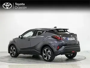 Usado Toyota C-HR Advance 122 CV (89 kW) 2023 Gris SUV
