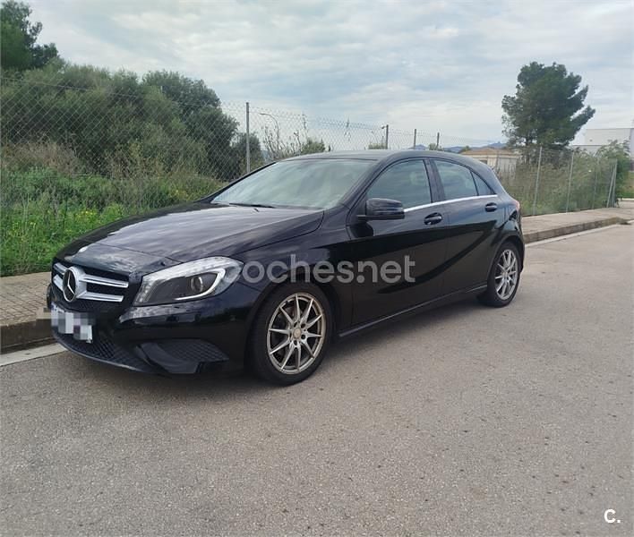 Usado Mercedes A200 Style 156 CV (114 kW) 2014 Negro Berlina