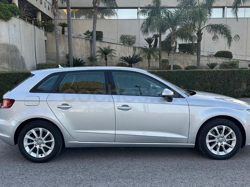Usado Audi A3 Ambiente 150 CV (110 kW) 2013 Gris / plata Berlina