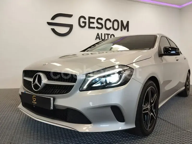Usado Mercedes A200 AMG line 136 CV (100 kW) 2016 Gris / plata Berlina