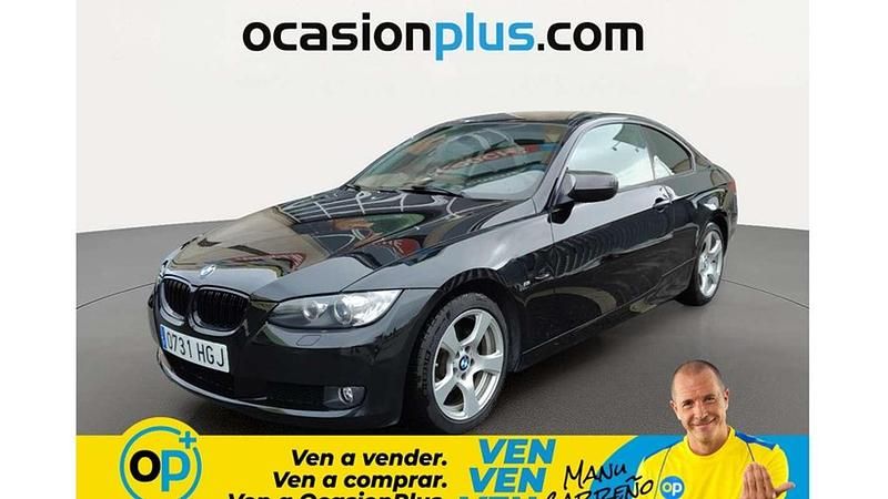 Usado BMW 320 177 HP (130 kW) 2011 Preto Coupé