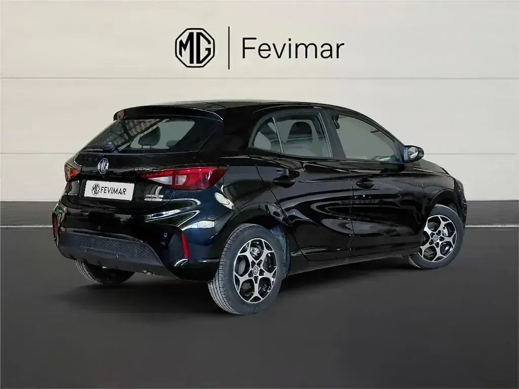 Usado MG MG3 Comfort 195 CV (143 kW) 2024 Negro Utilitario