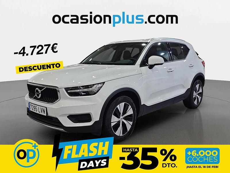 Usado Volvo XC40 Momentum 163 CV (119 kW) 2021 Blanco SUV
