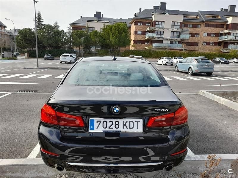 Usado BMW 530 Luxury Line 252 CV (185 kW) 2017 Negro Berlina