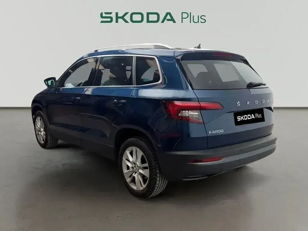 Usado Skoda Karoq Style 150 CV (110 kW) 2021 Azul SUV