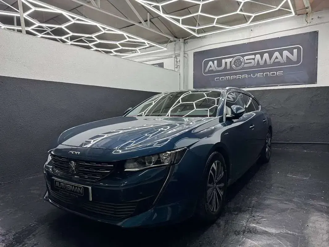 Usado Peugeot 508 SW Allure 224 CV (164 kW) 2021 Azul Familiar