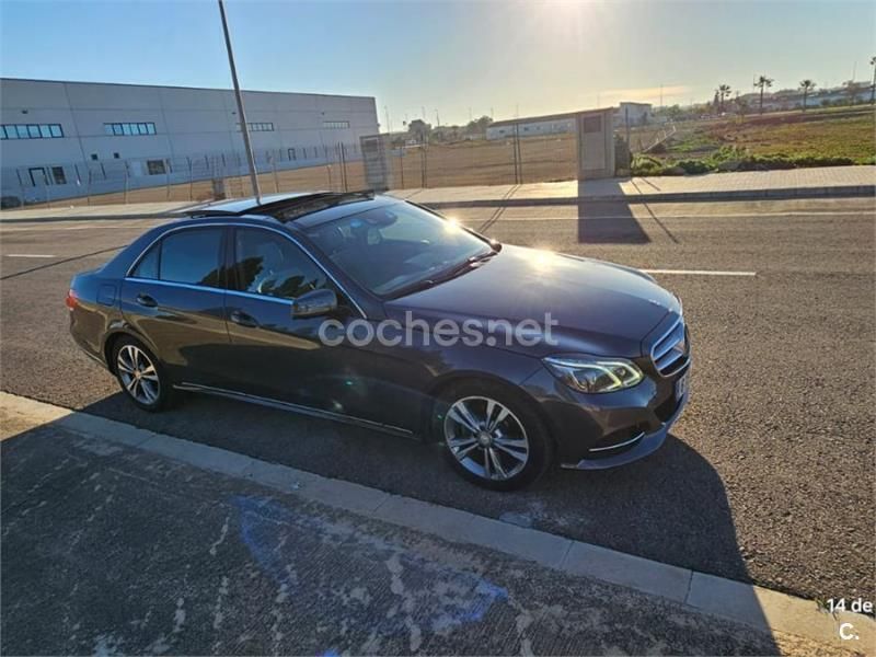 Gris / plata Usado 2015 Mercedes E220 Avantgarde Berlina | 19.500 € - Imagen 1/4