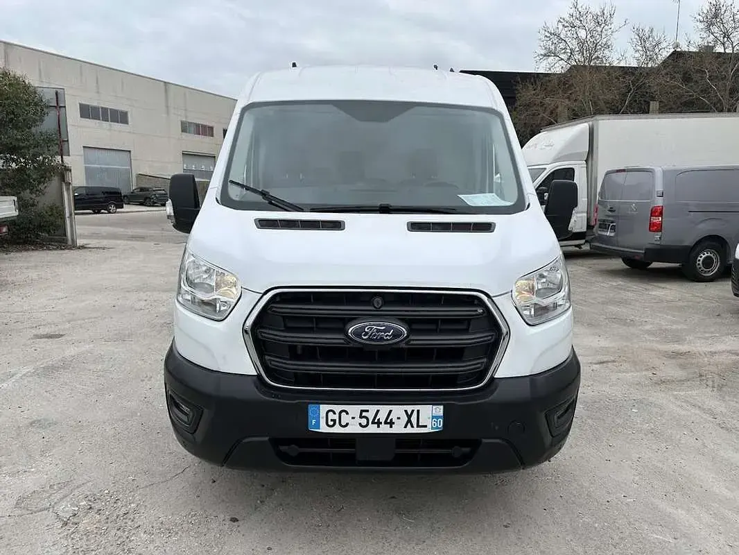 Usado Ford Transit Trend 131 CV (96 kW) 2021 Blanco Van
