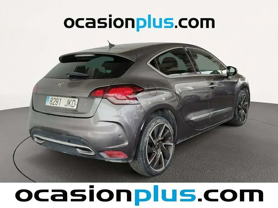 Usado DS Automobiles DS4 181 CV (133 kW) 2015 Gris Utilitario