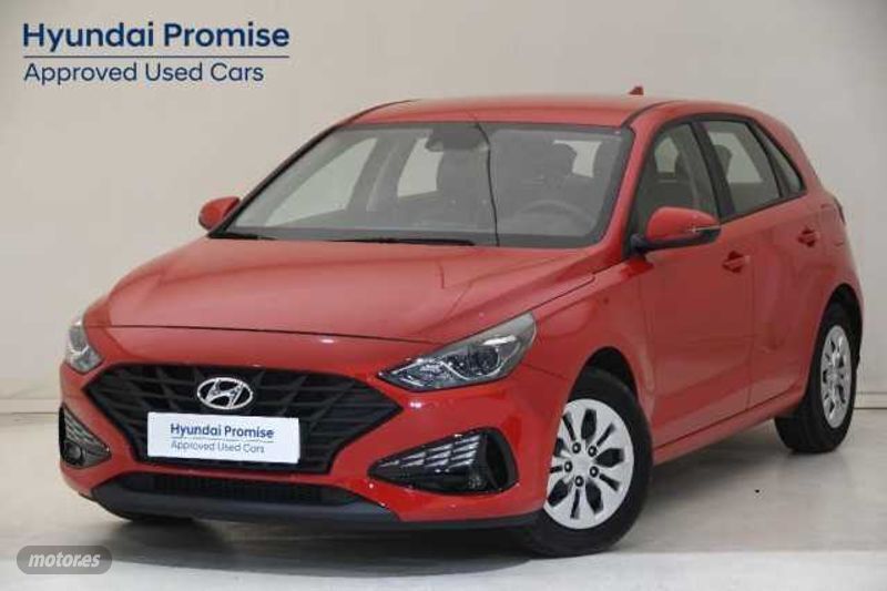 Engine red Usado 2024 Hyundai i30 Berlina | 16.900 € (Super precio) - Imagen 1/4