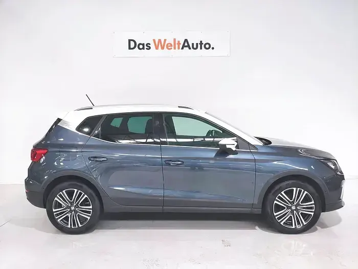 Usado Seat Arona Xperience 115 CV (84 kW) 2025 Gris SUV