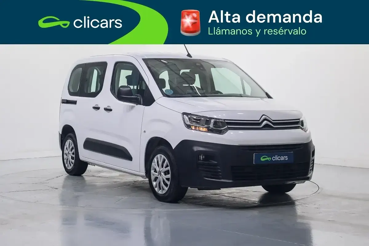 Usado Citroën Berlingo Live 102 CV (75 kW) 2022 Blanco Monovolumen