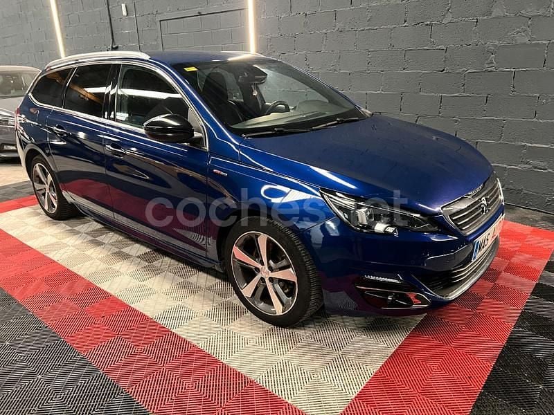 Azul Usado 2016 Peugeot 308 GT-line Familiar | 9490 € (Buen precio) - Imagen 1/4