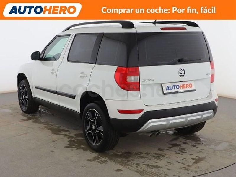 Usado Skoda Yeti 110 CV (80 kW) 2017 Blanco SUV