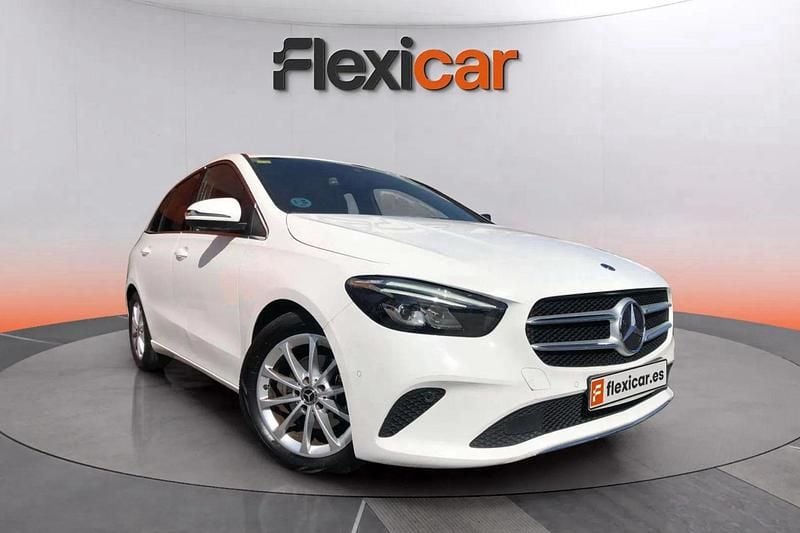 Blanco Usado 2020 Mercedes B180 Monovolumen | 19.990 € (Buen precio) - Imagen 1/4