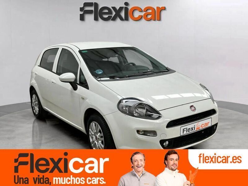 Blanco Usado 2017 Fiat Punto Easy Utilitario | 8490 € (Un poco caro) - Imagen 1/4