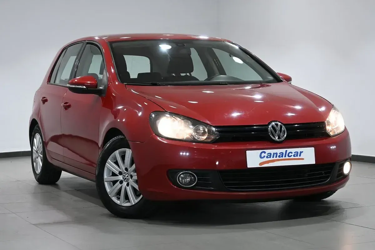 Usado VW Golf VI Advance 110 CV (80 kW) 2009 Granate Utilitario
