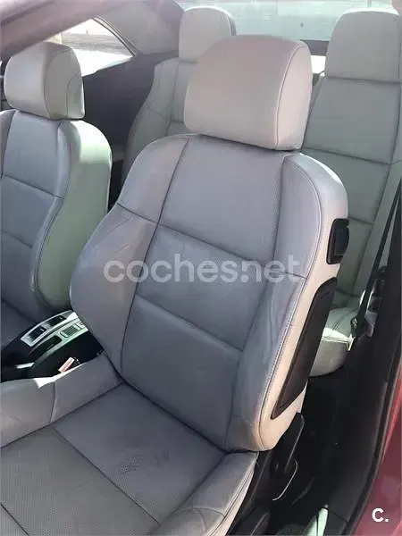 Usado Peugeot 307 CC Sport 180 CV (132 kW) 2005 Granate Descapotable