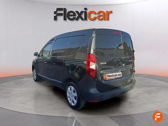 Usado Dacia Dokker Essentiel 95 HP (69 kW) 2020 Preto Monovolume