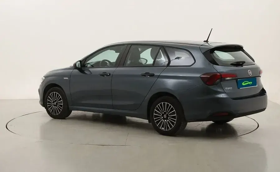 Usado Fiat Tipo 95 CV (69 kW) 2022 Familiar